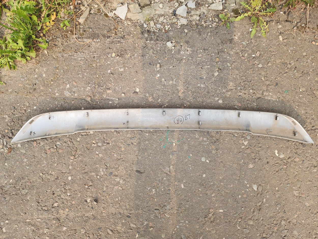 Накладка переднего бампера Toyota RAV4 CA40 Restail