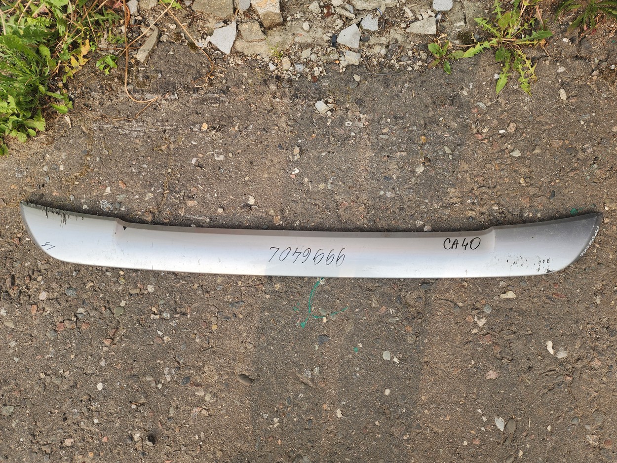 Накладка переднего бампера Toyota RAV4 CA40 Restail