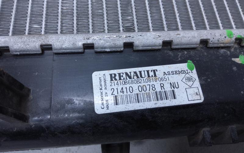 Радиатор охлаждения двигателя Renault Logan 2