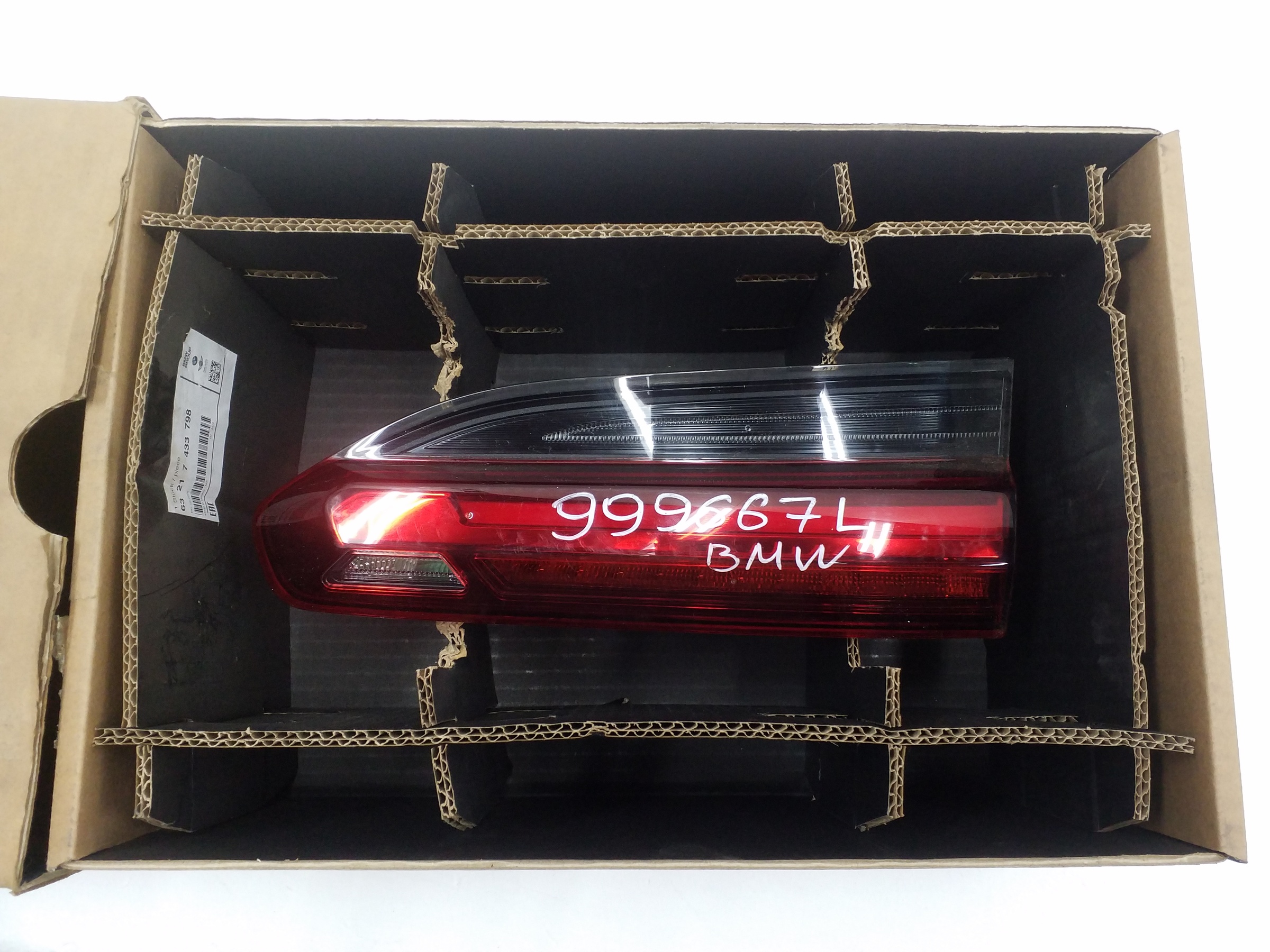 Фонарь задний правый внутренний BMW X4 G02 LED