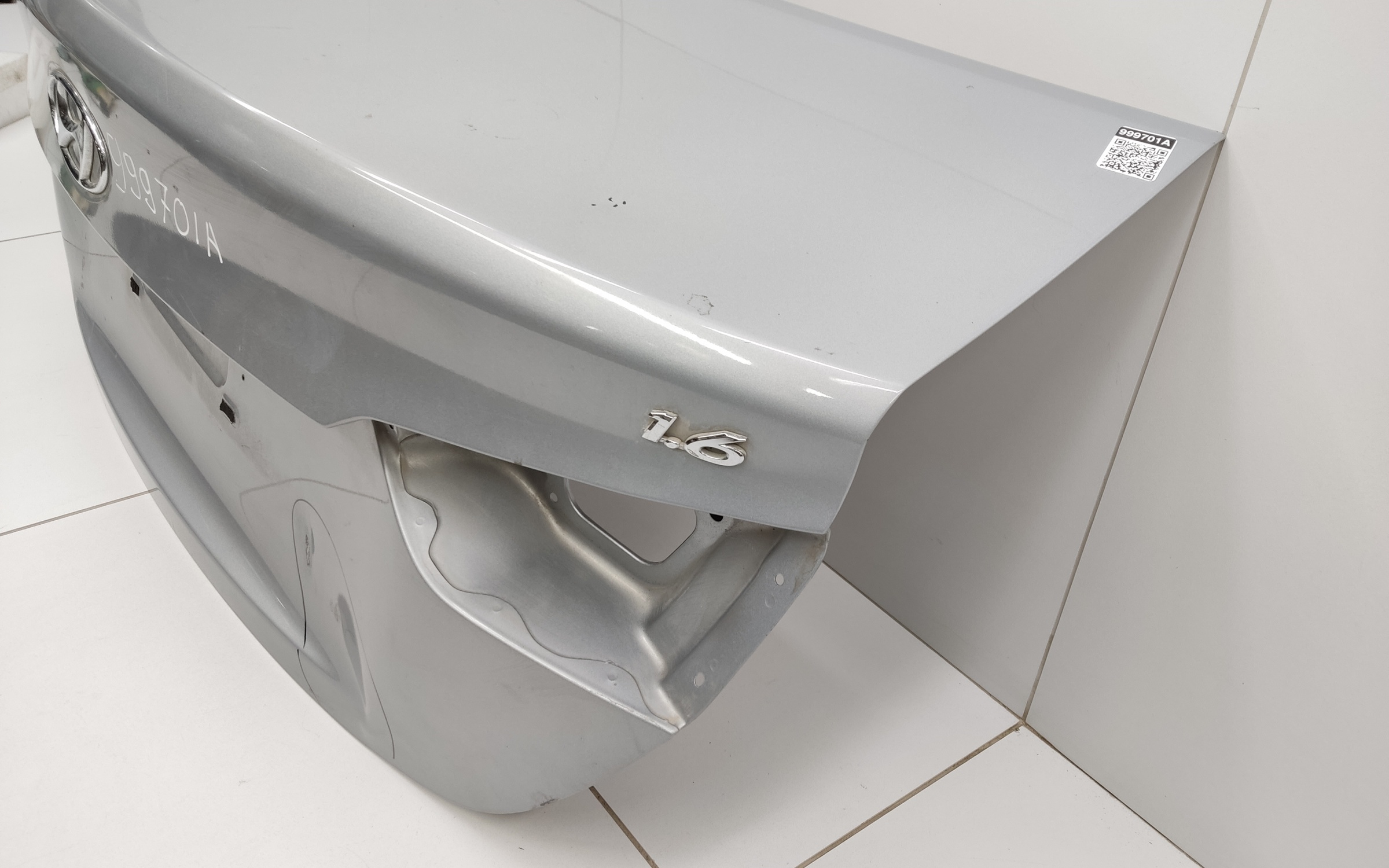 Крышка багажника Hyundai Solaris 2 Sedan