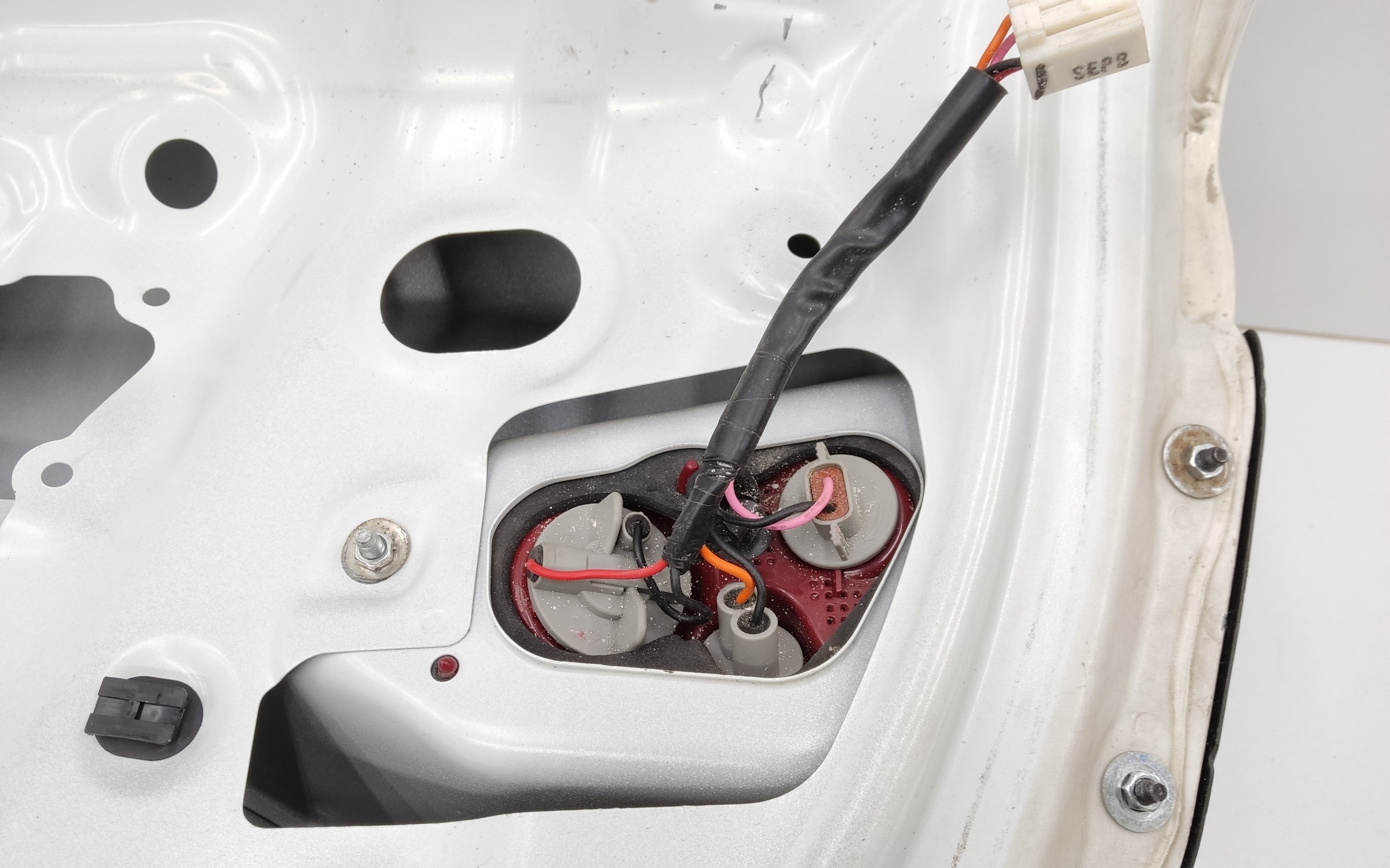 Крышка багажника Hyundai Solaris 2 Sedan