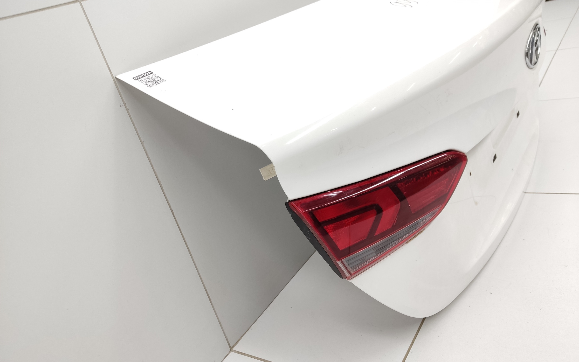 Крышка багажника Hyundai Solaris 2 Sedan