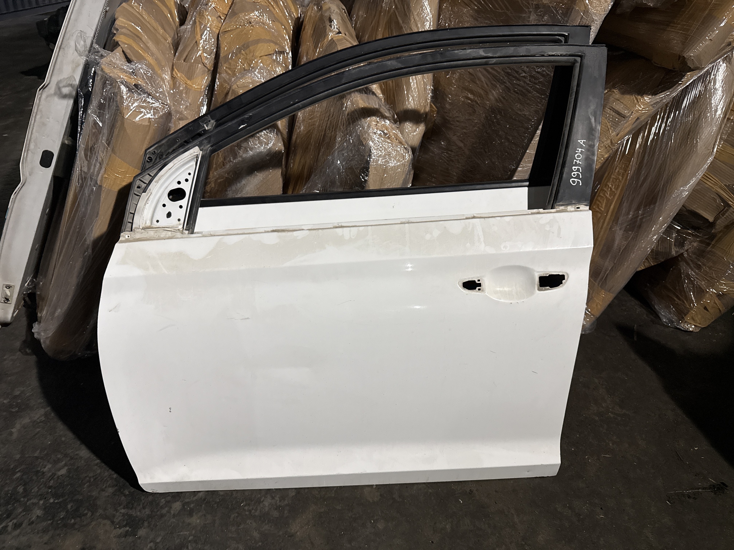 Дверь передняя левая Hyundai Solaris 2