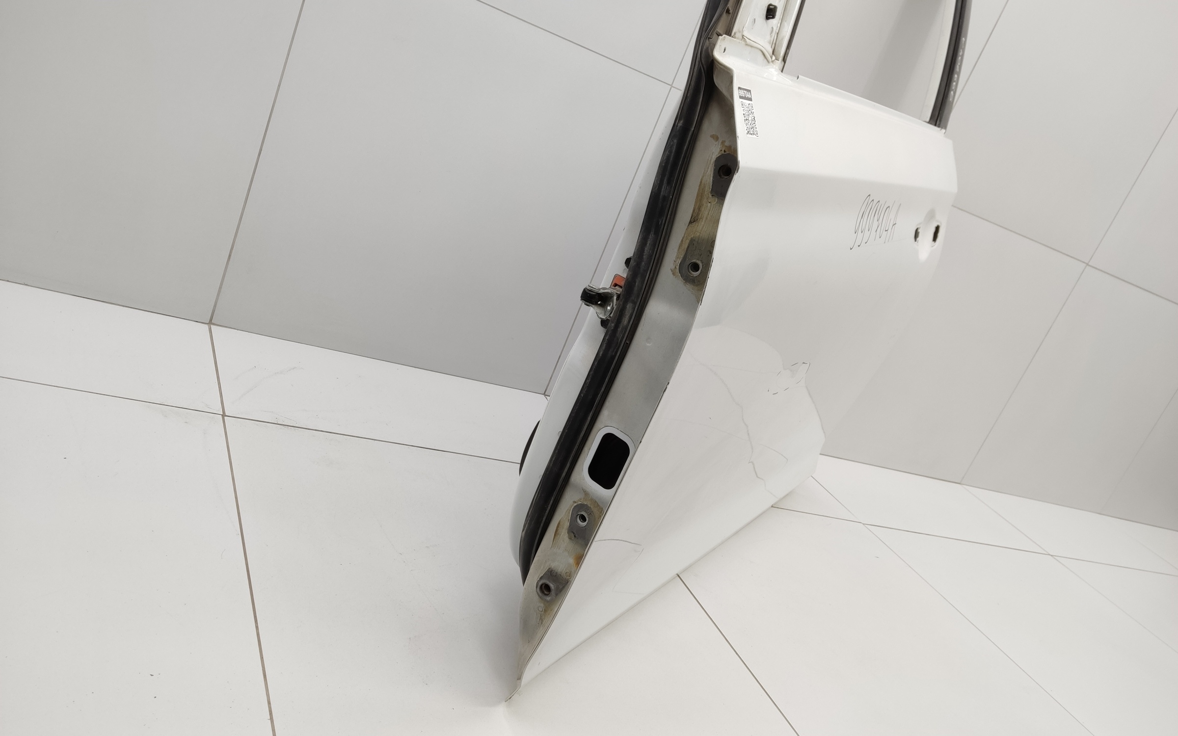 Дверь передняя левая Hyundai Solaris 2