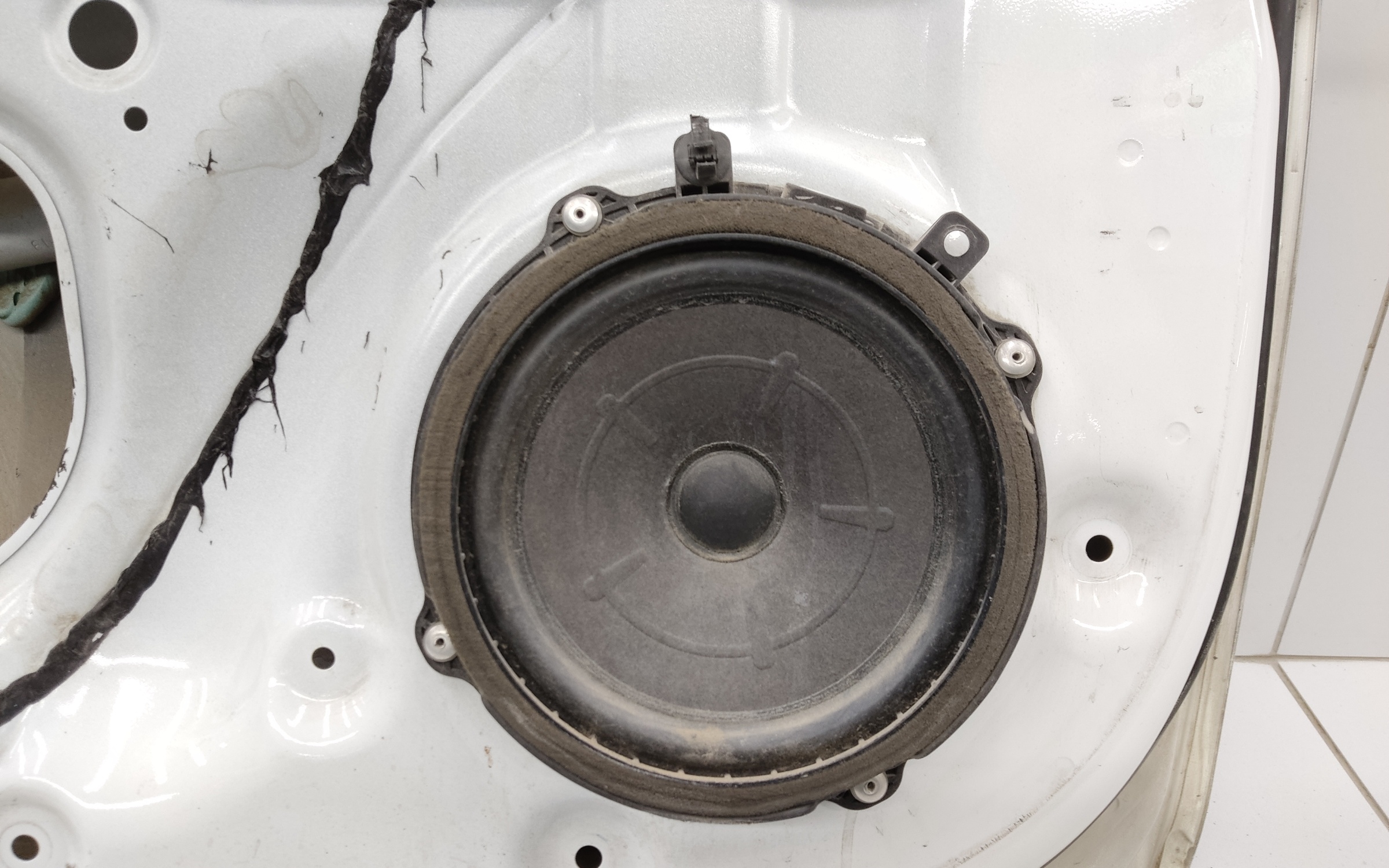 Дверь передняя левая Hyundai Solaris 2