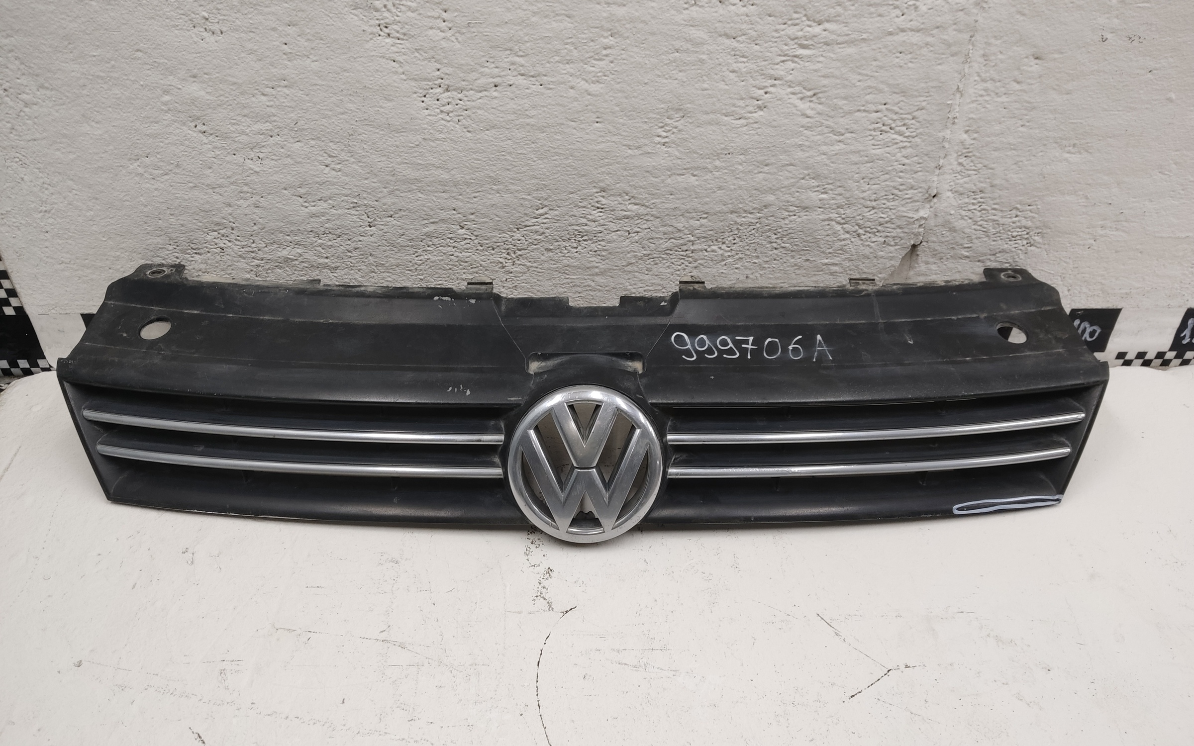 Решётка радиатора Volkswagen Polo 5 Sedan