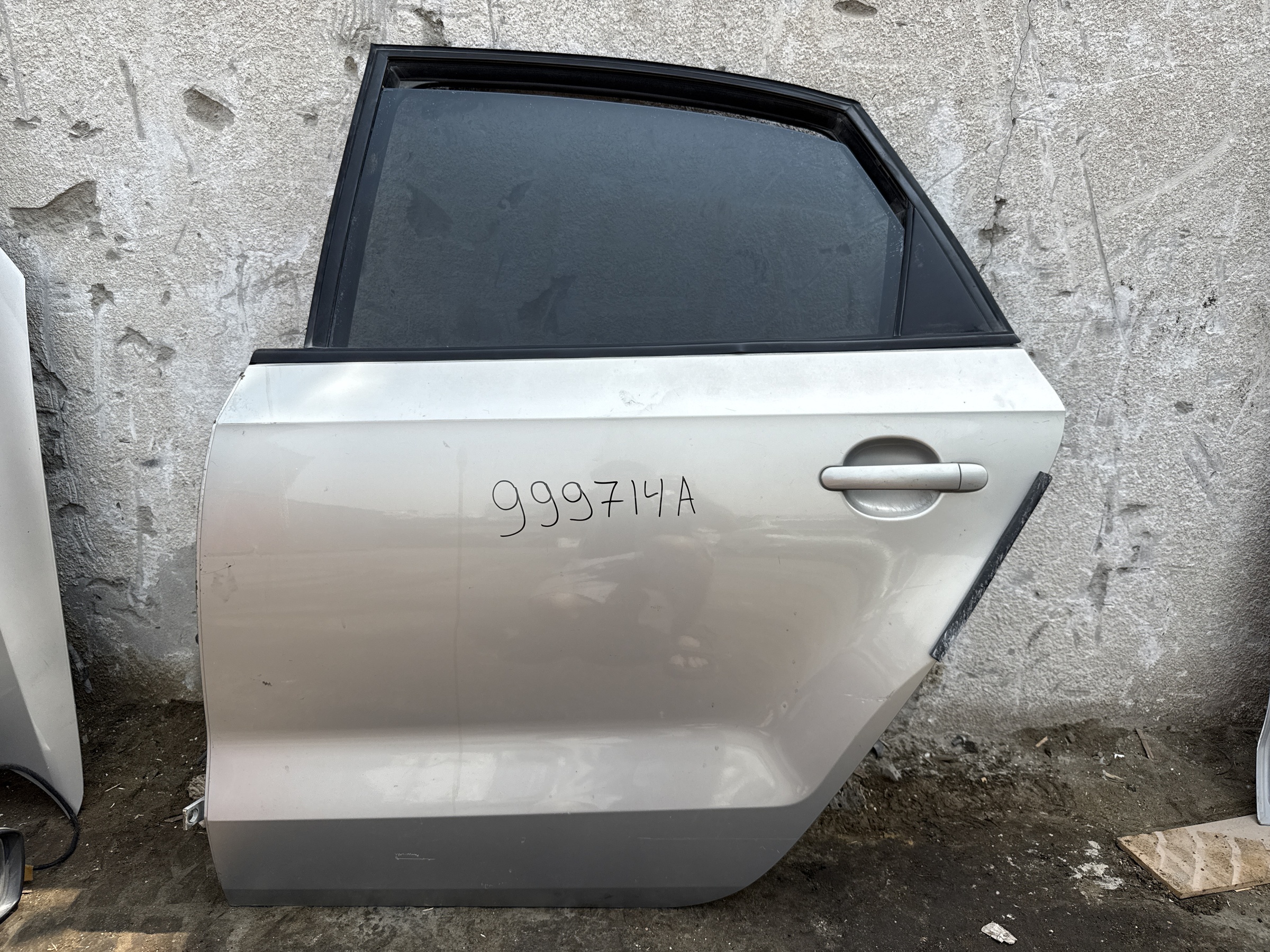 Дверь задняя левая Volkswagen Polo 5