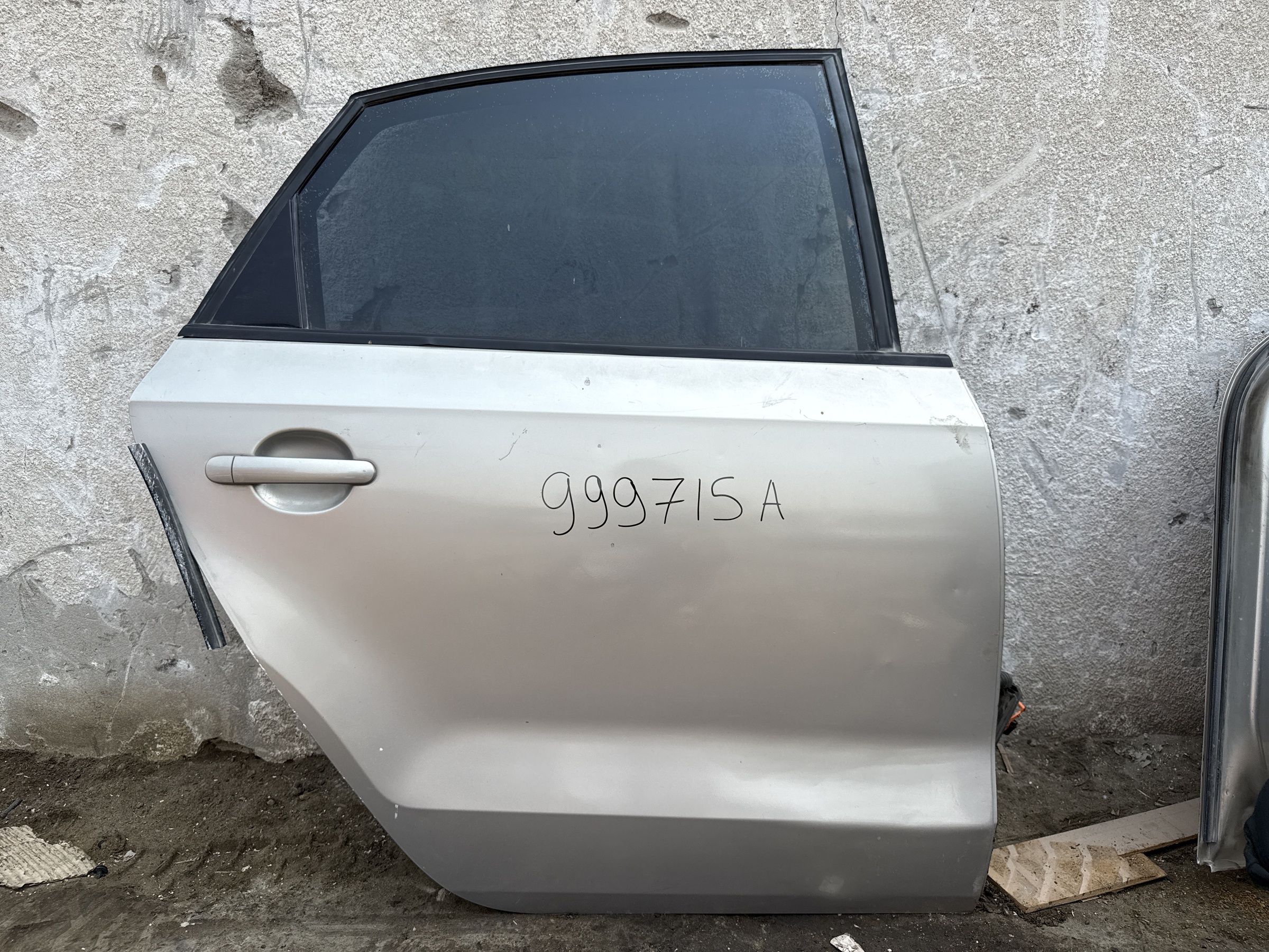 Дверь задняя правая Volkswagen Polo 5 Sedan