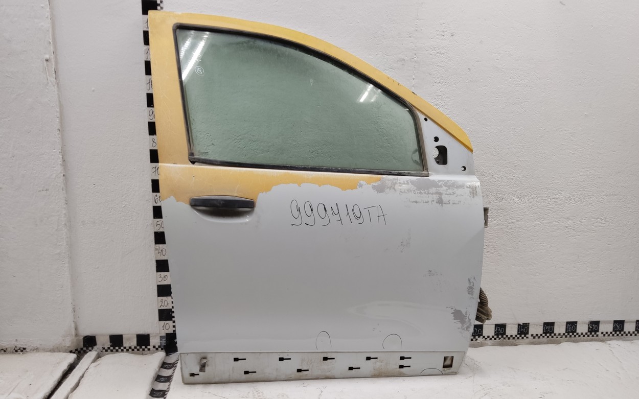 Дверь передняя правая Renault Dokker
