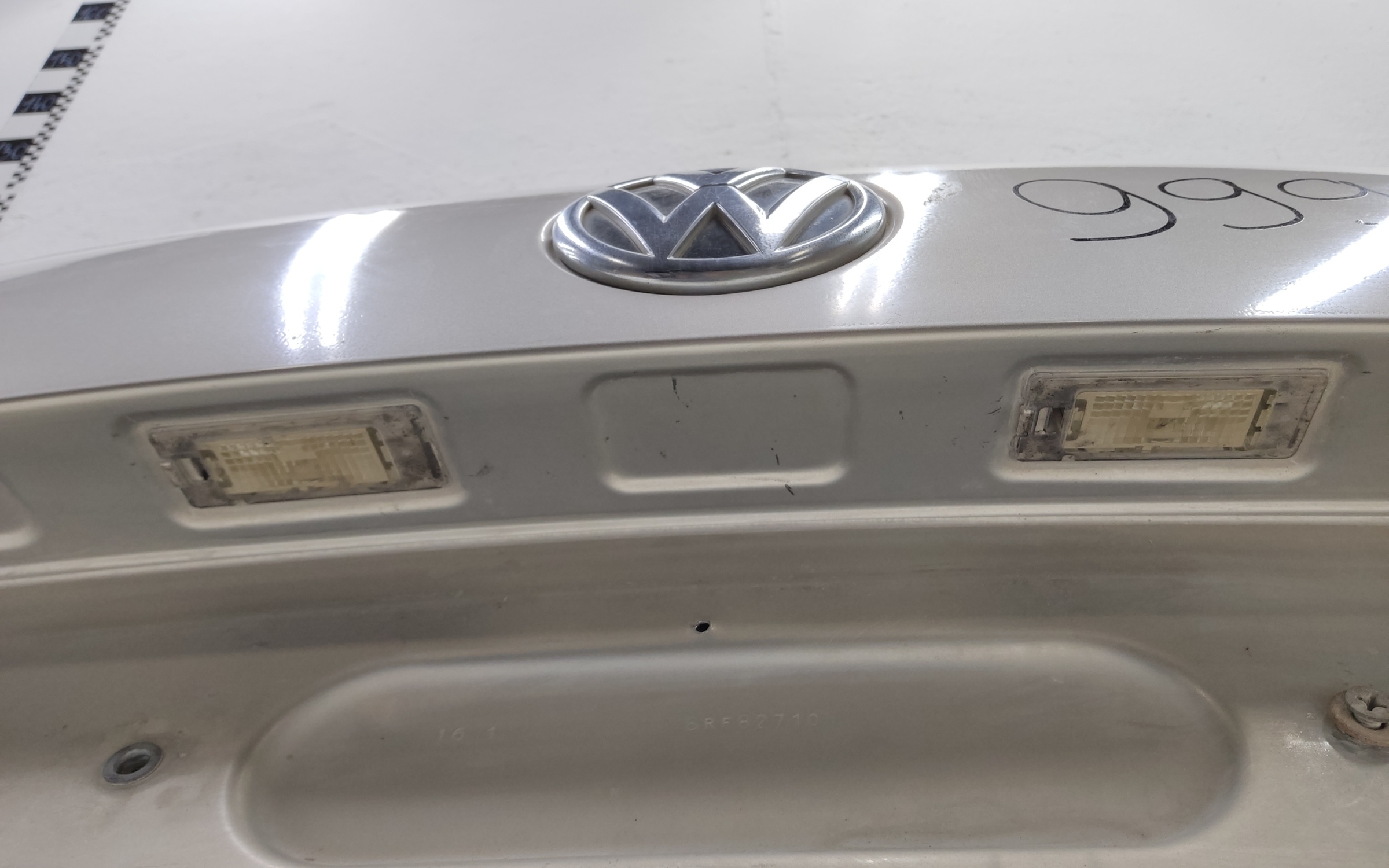 Крышка багажника Volkswagen Polo 5 Sedan под замок