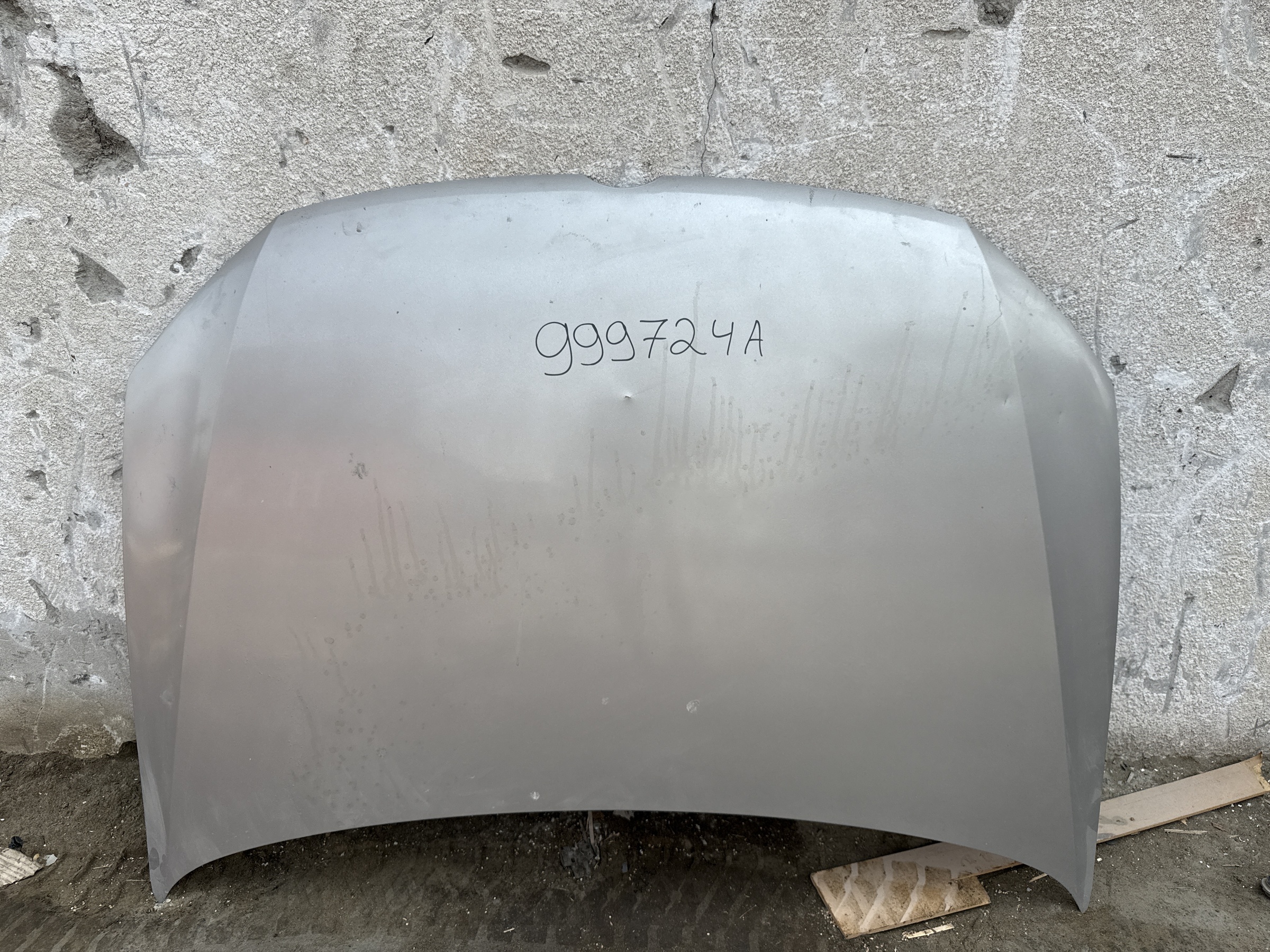 Капот Volkswagen Polo 5