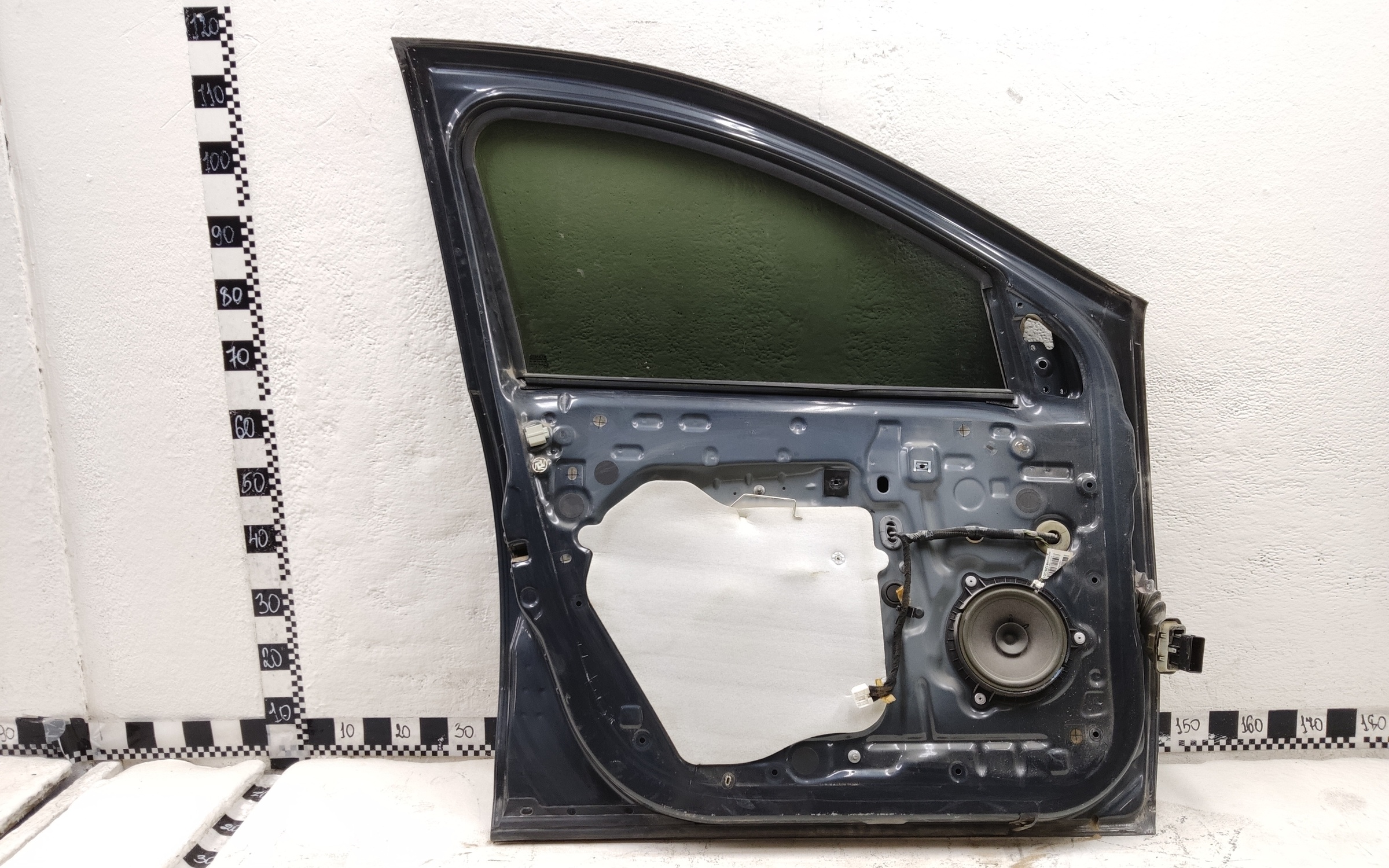 Дверь передняя левая Renault Duster 2