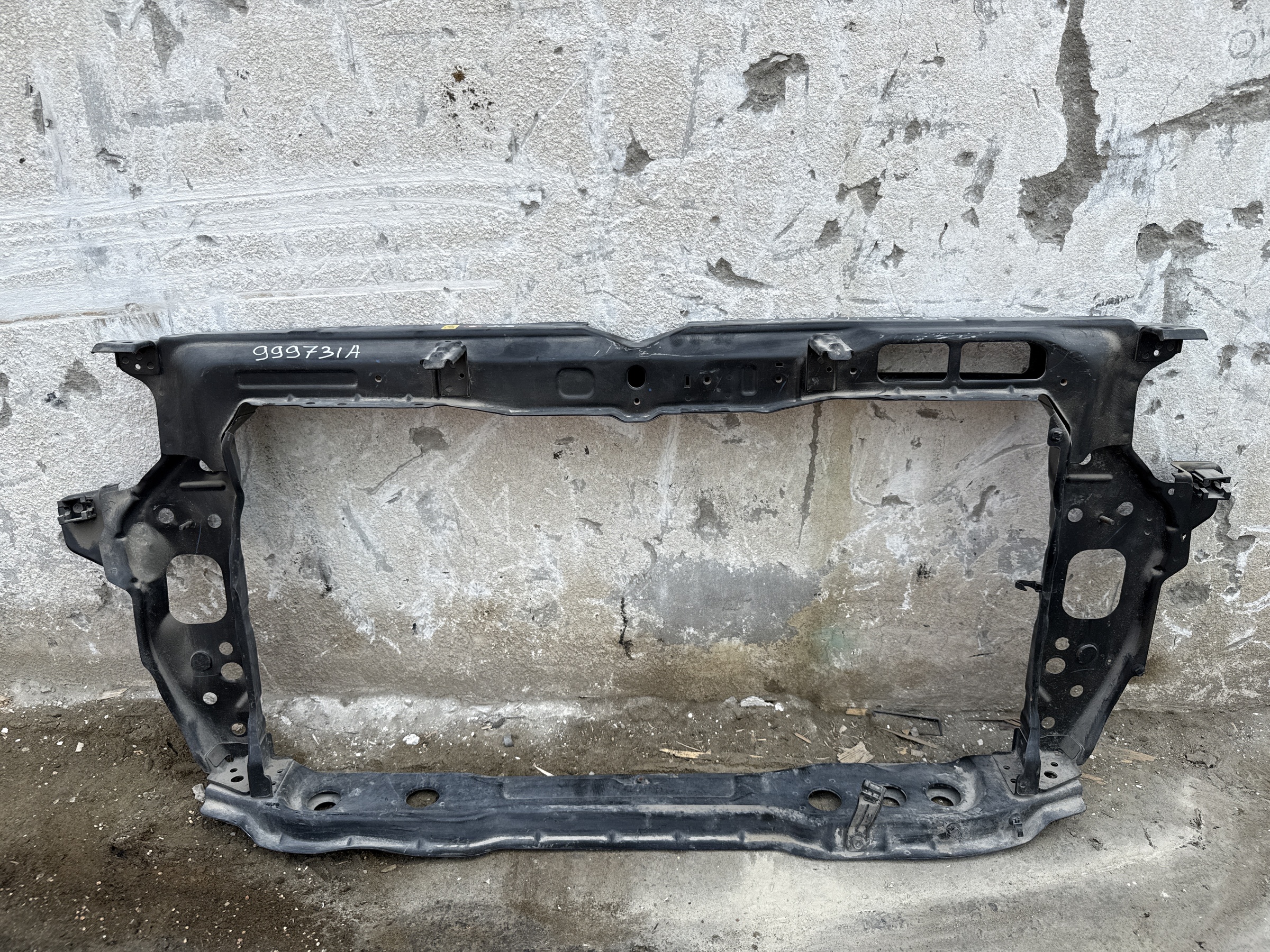 Панель передняя Hyundai Solaris 2
