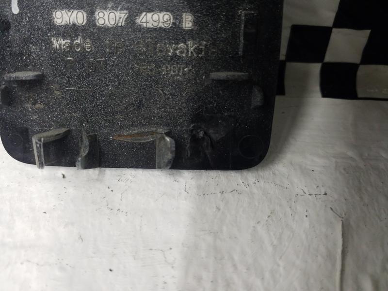 Заглушка буксировочного крюка заднего бампера Porsche Cayenne 3