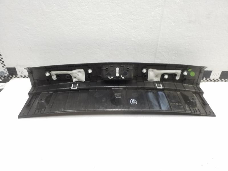 Накладка задней панели Geely Atlas