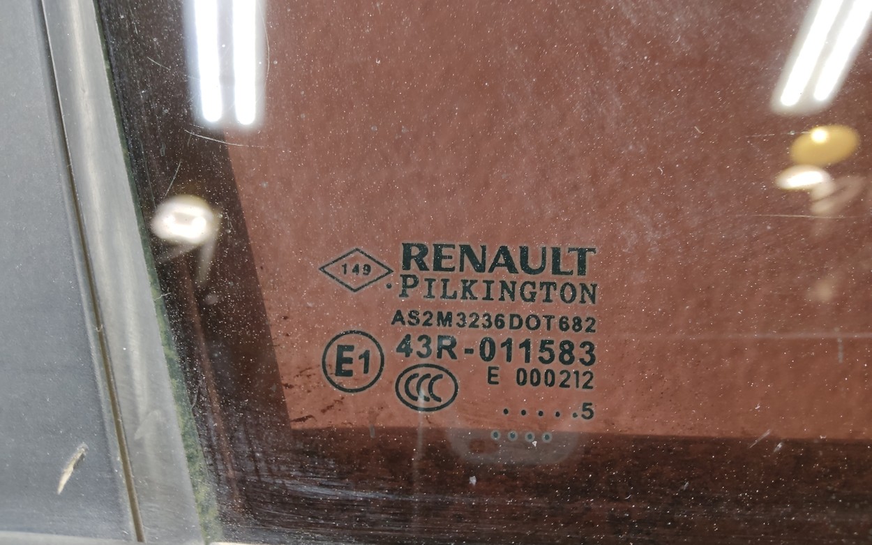 Дверь передняя правая Renault Kaptur 1