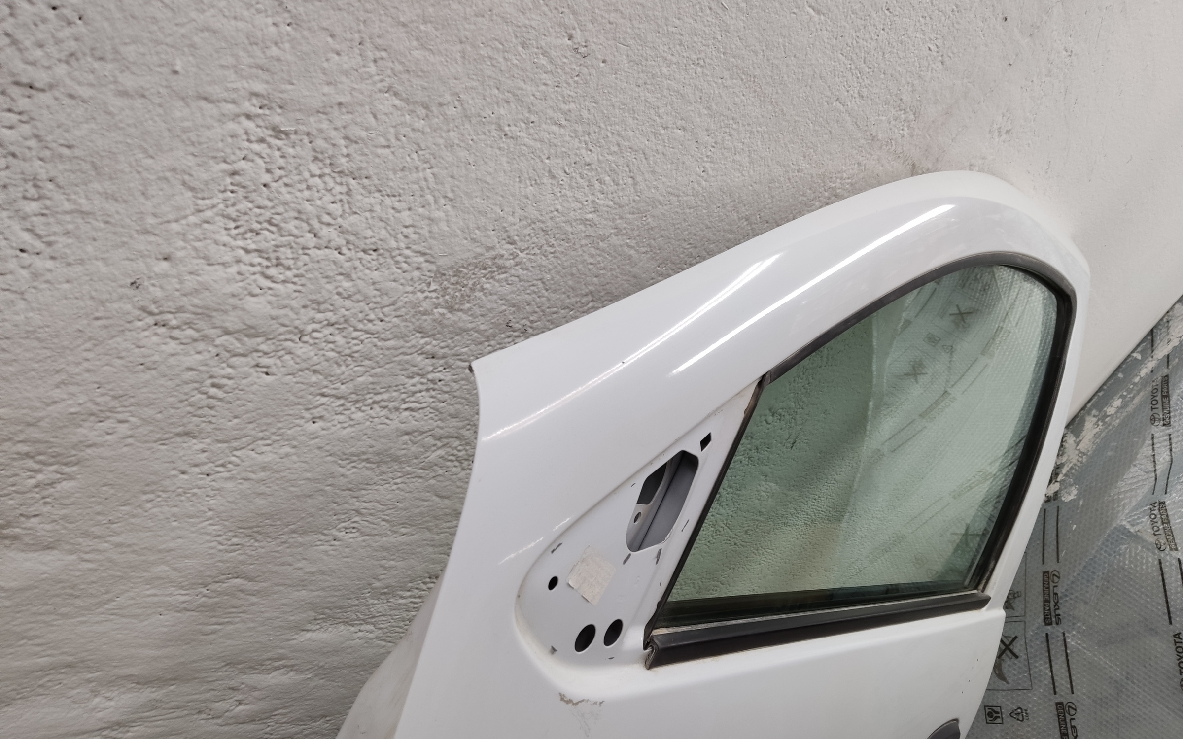 Дверь передняя левая Renault Duster 2