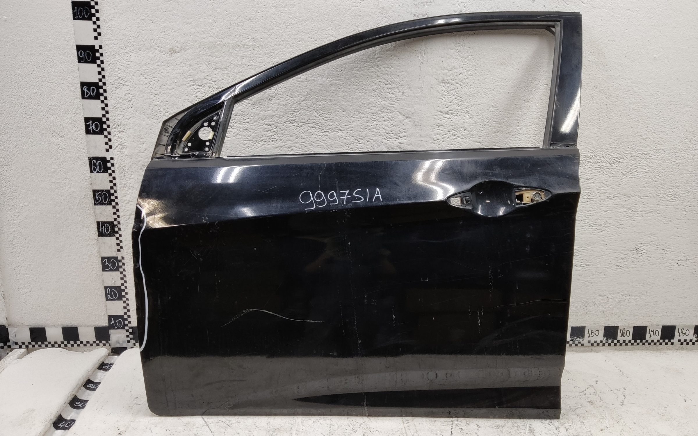 Дверь передняя левая Hyundai Solaris 1