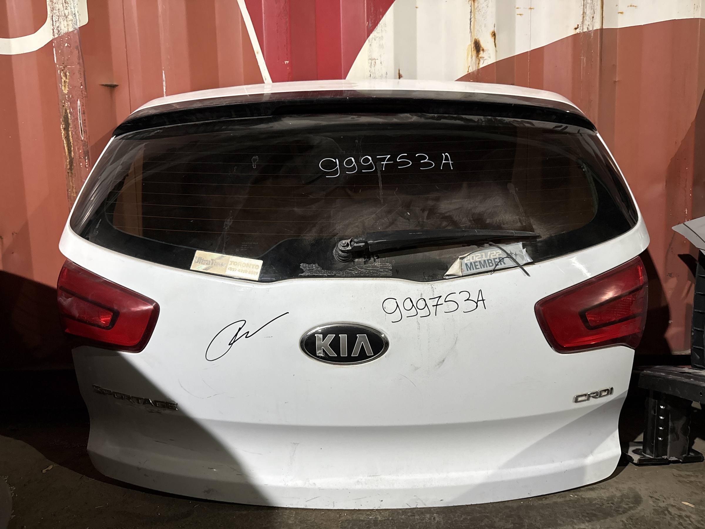 Крышка багажника KIA Sportage 3