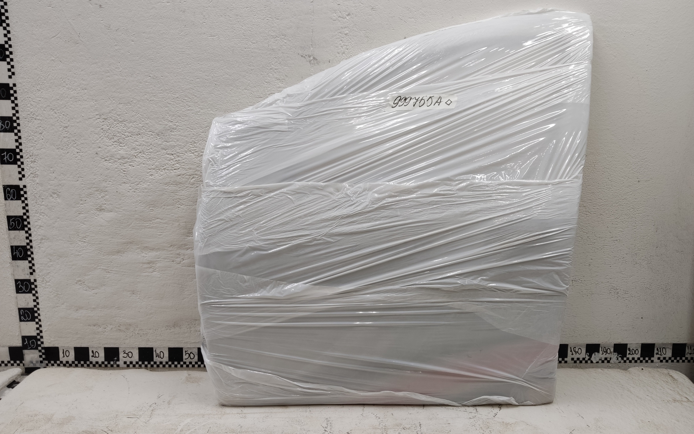 Дверь передняя левая Renault Duster 2