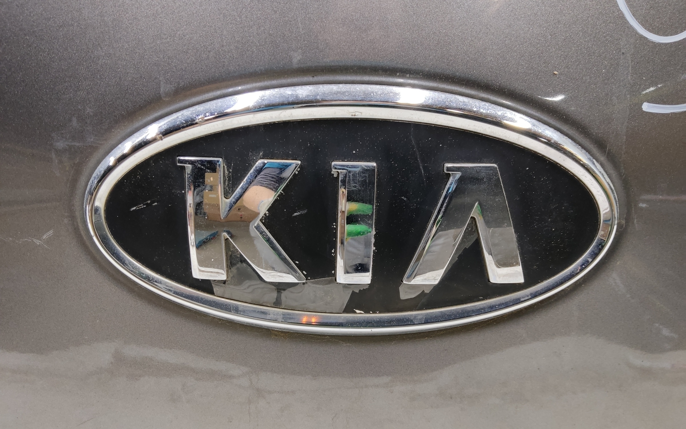 Крышка багажника KIA Sportage 3