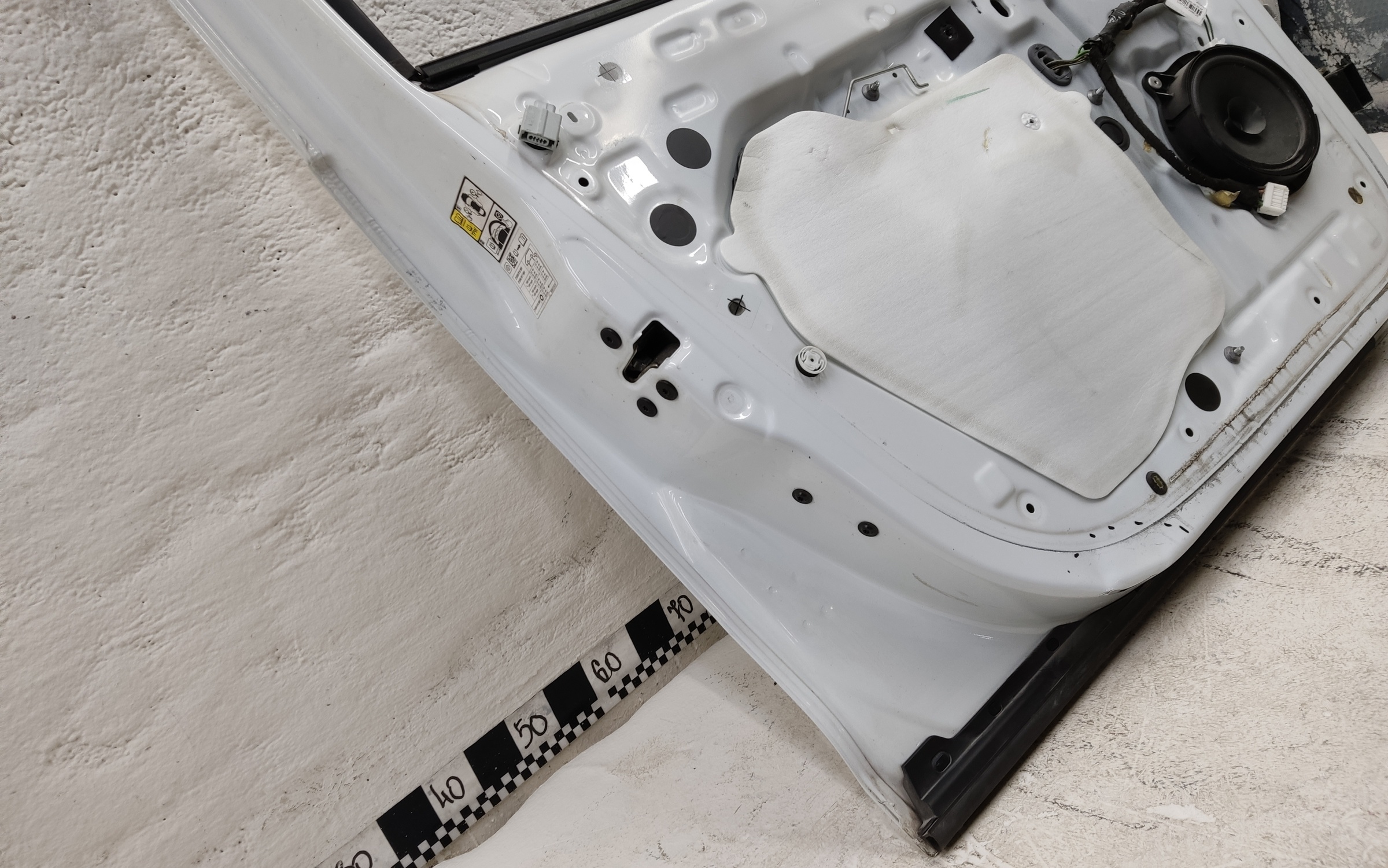 Дверь передняя левая Renault Duster 2