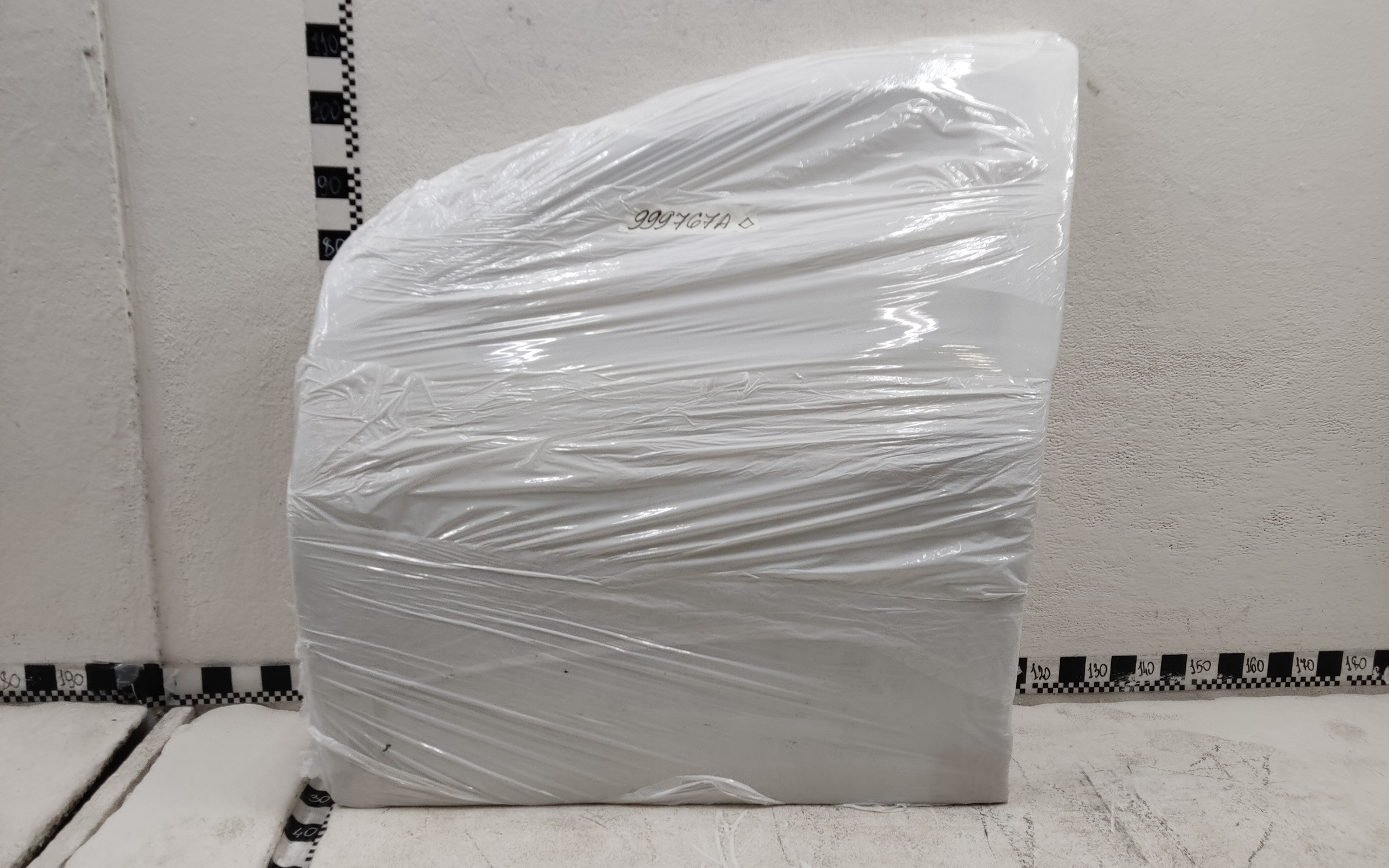 Дверь передняя левая Renault Duster 2