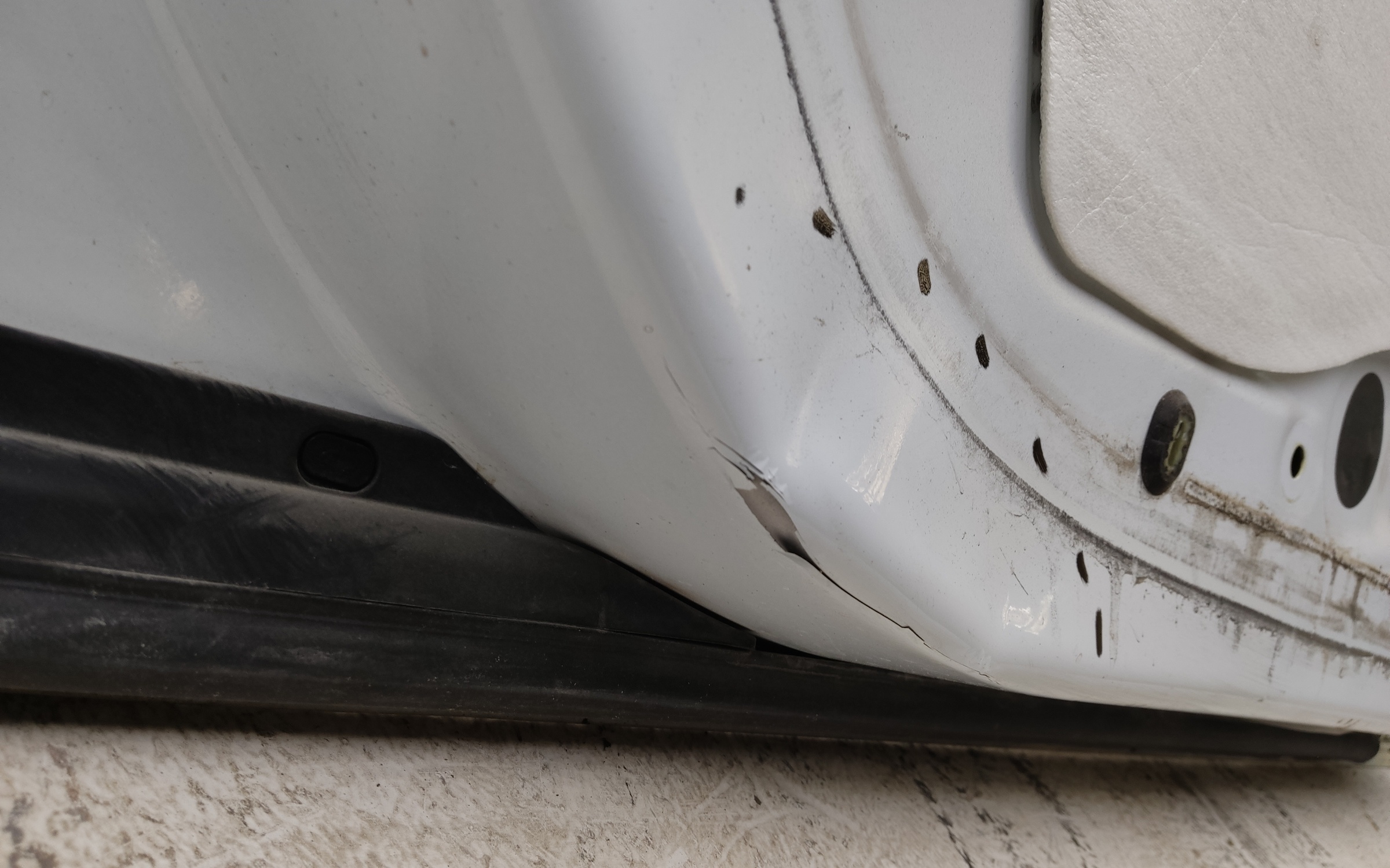 Дверь передняя левая Renault Duster 2