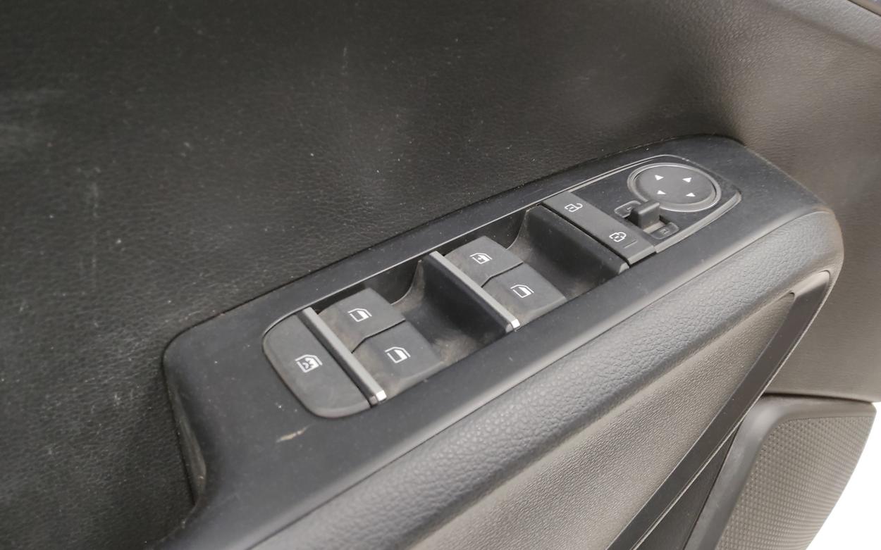 Дверь передняя левая Kia Soul 3