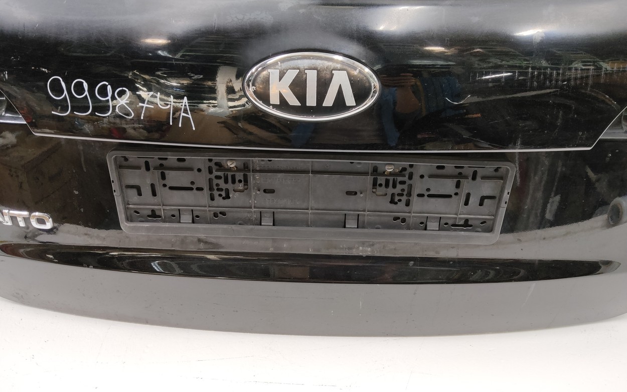 Крышка багажника Kia Sorento 2 Restail