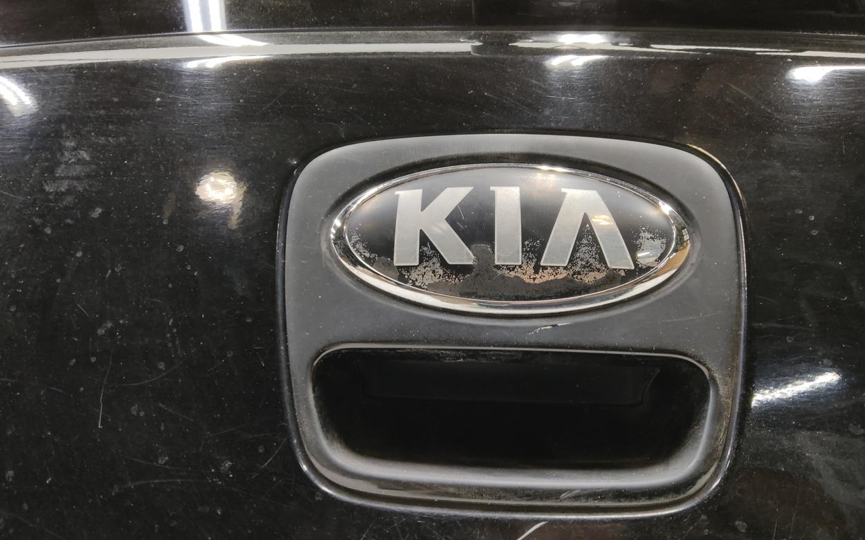 Крышка багажника Kia Soul 1
