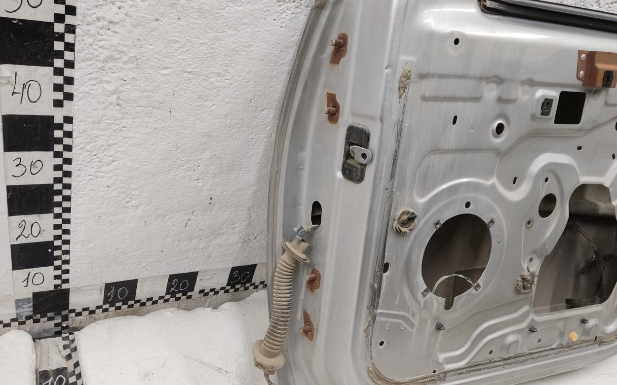 Дверь передняя правая Renault Duster 1 / Sandero 1 Stepway