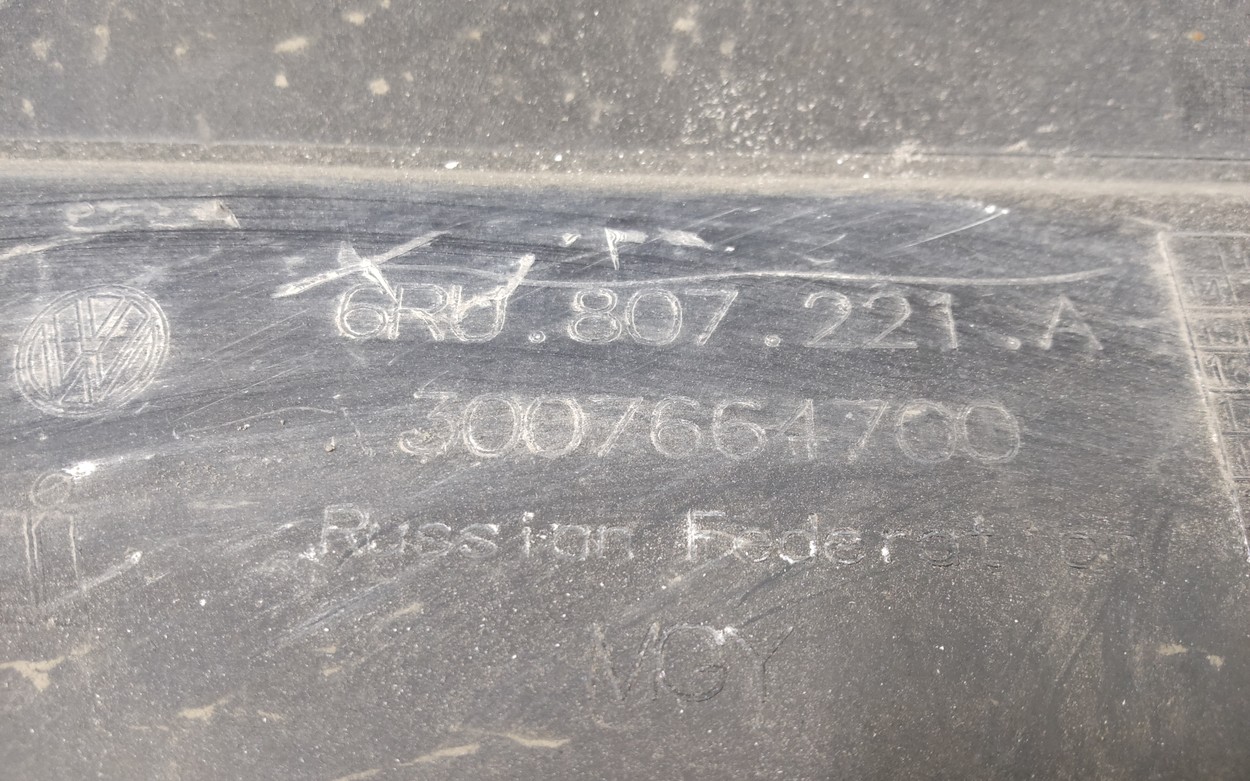 Бампер передний Volkswagen Polo 5 Sedan Restail
