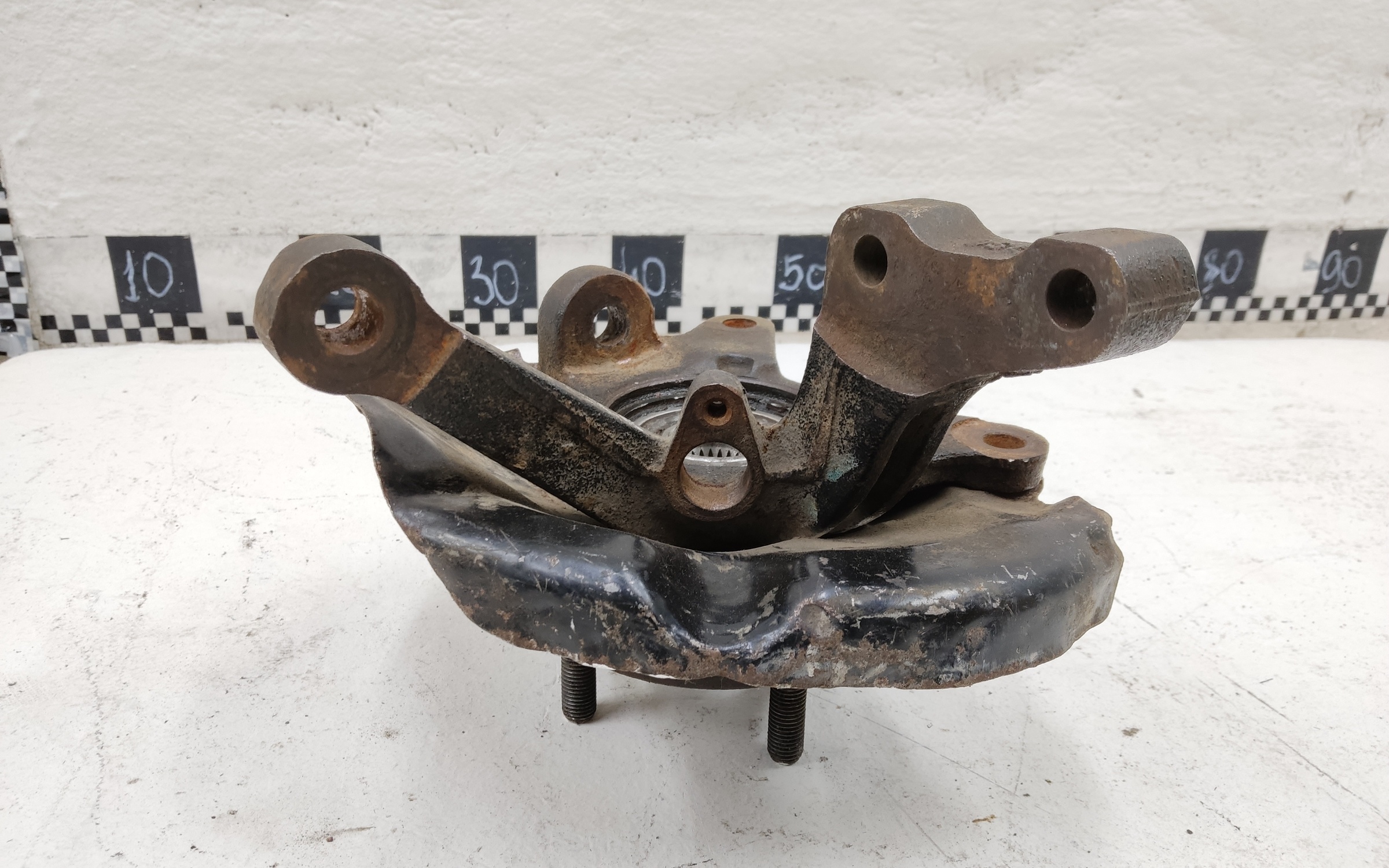 Кулак поворотный передний правый Hyundai Getz