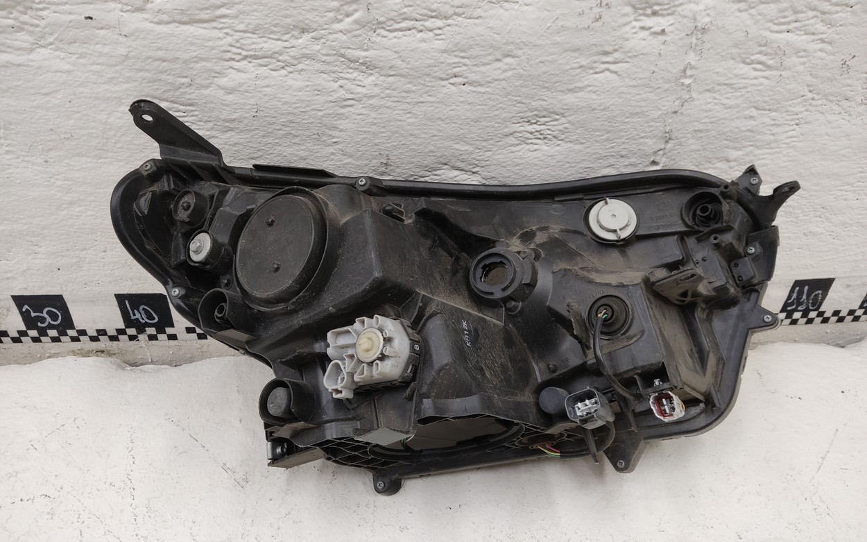 Фара передняя левая Toyota RAV4 CA40 Restail LED