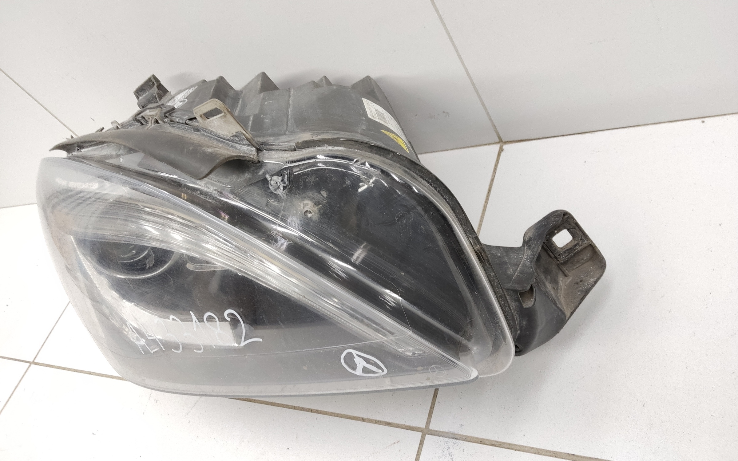 Фара передняя правая Mercedes Benz M-Klasse W166