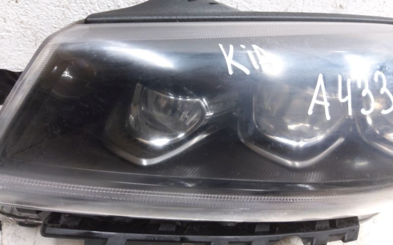 Фара передняя левая Kia Sorento 3 Restail LED