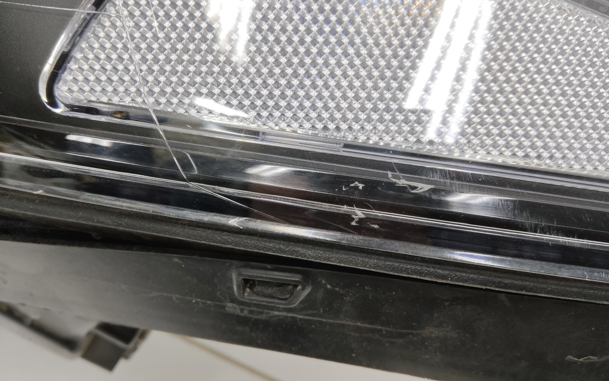 Фара передняя левая Kia Sportage 4 галоген ДХО