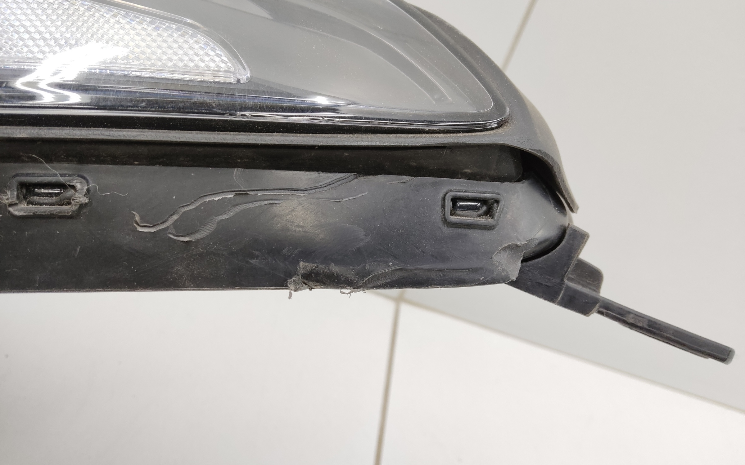 Фара передняя левая Kia Sportage 4 галоген ДХО