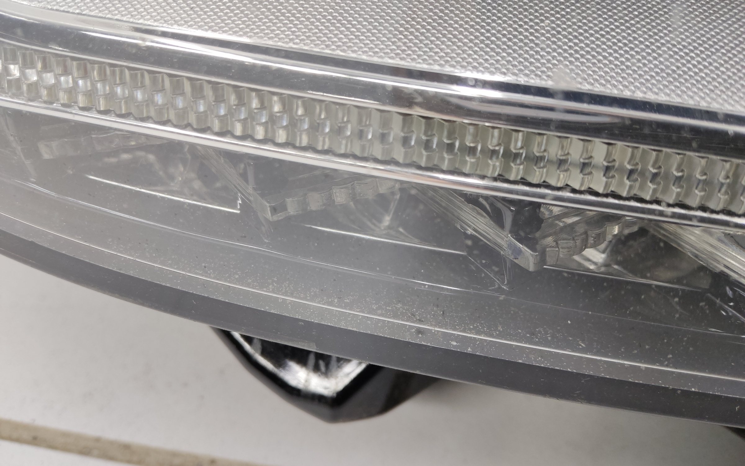Фара передняя правая Volkswagen Passat B8 LED