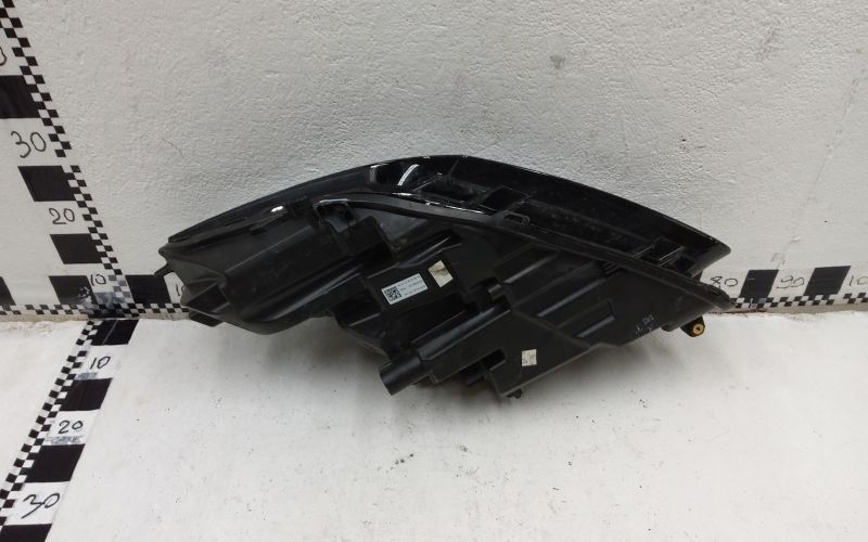 Фара передняя правая Jaguar E-Pace LED