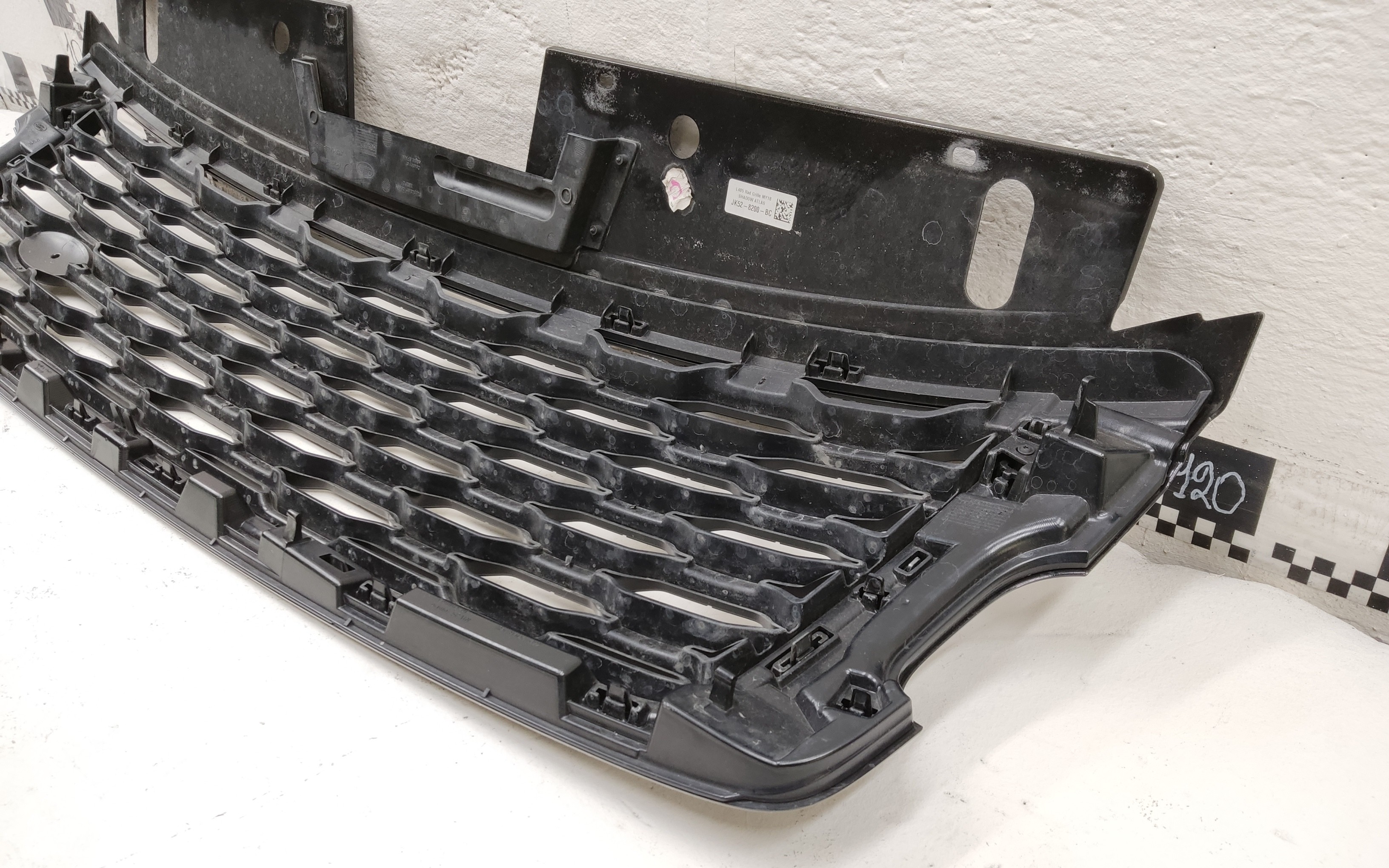 Решетка радиатора Land Rover Range Rover 4 Restail