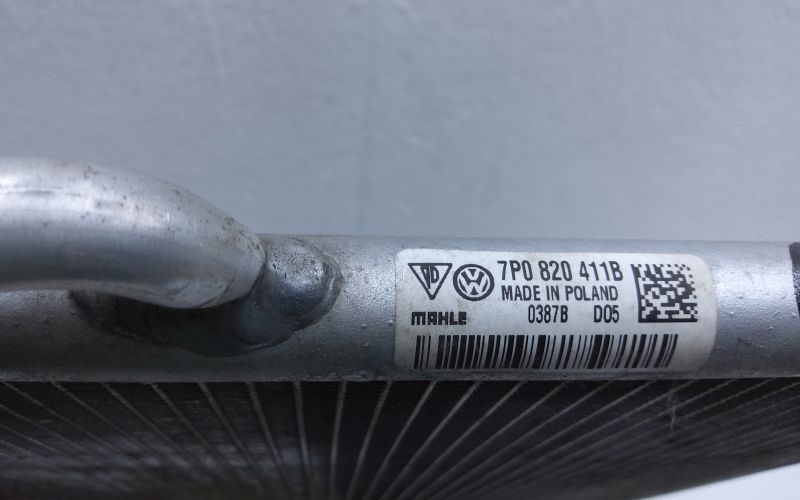Радиатор кондиционера Volkswagen Touareg 2
