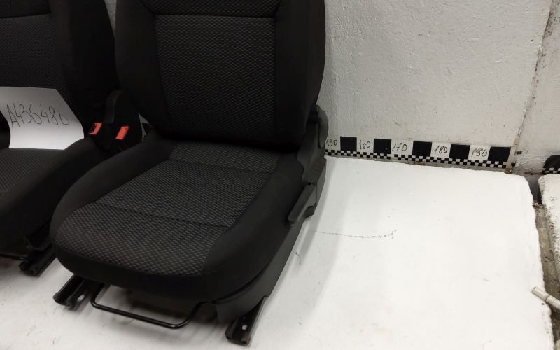 Комплект сидений Volkswagen Polo 6 без подогрева и Airbag