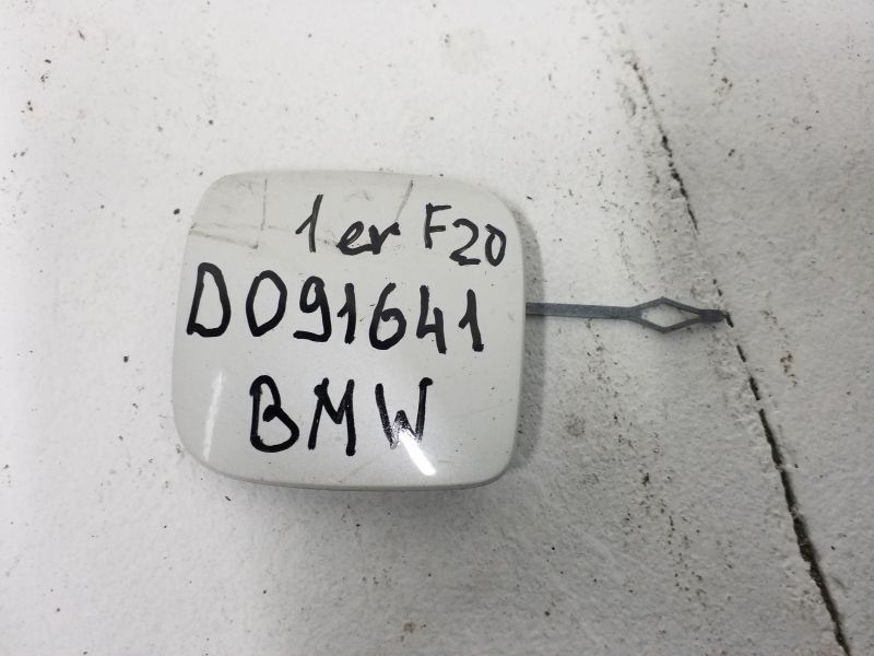 Заглушка буксировочного крюка переднего бампера BMW 1er F20 Restail