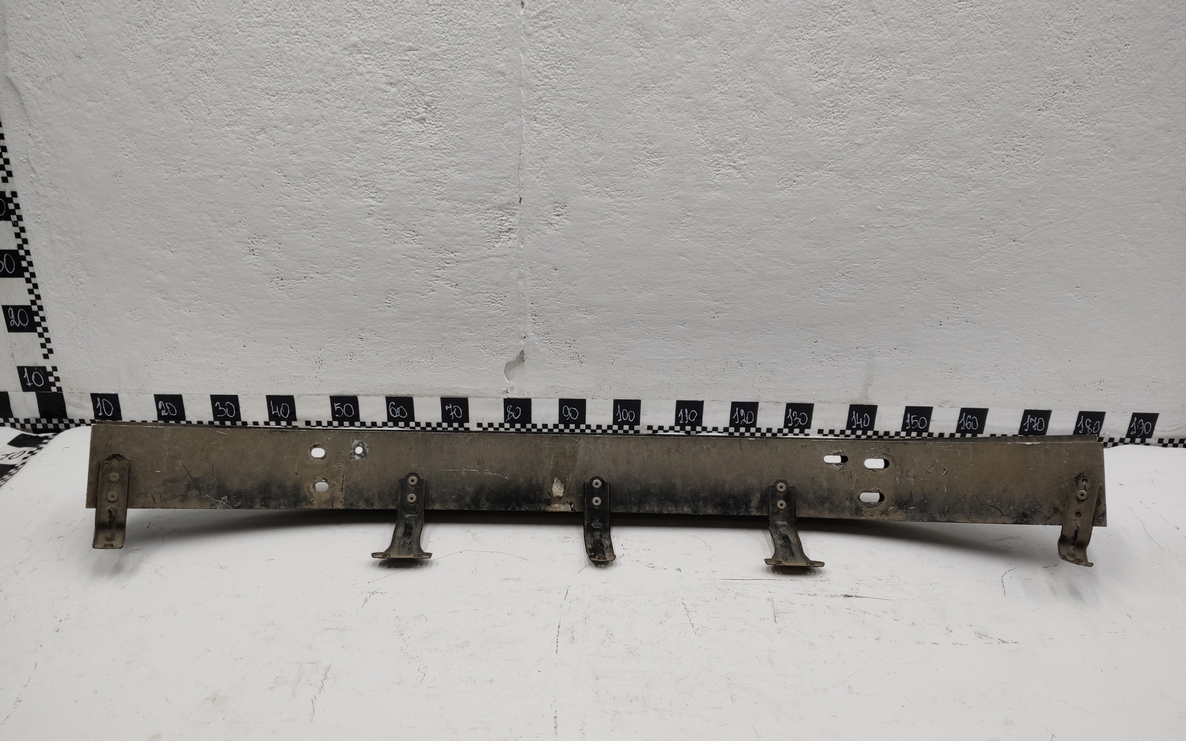 Усилитель переднего бампера Lexus GX 2