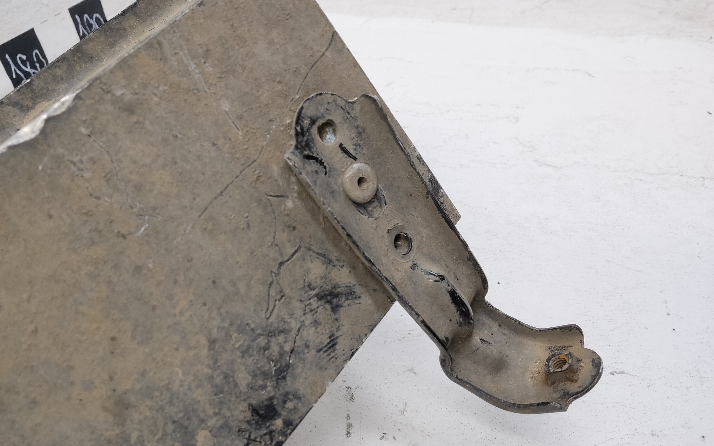 Усилитель переднего бампера Lexus GX 2