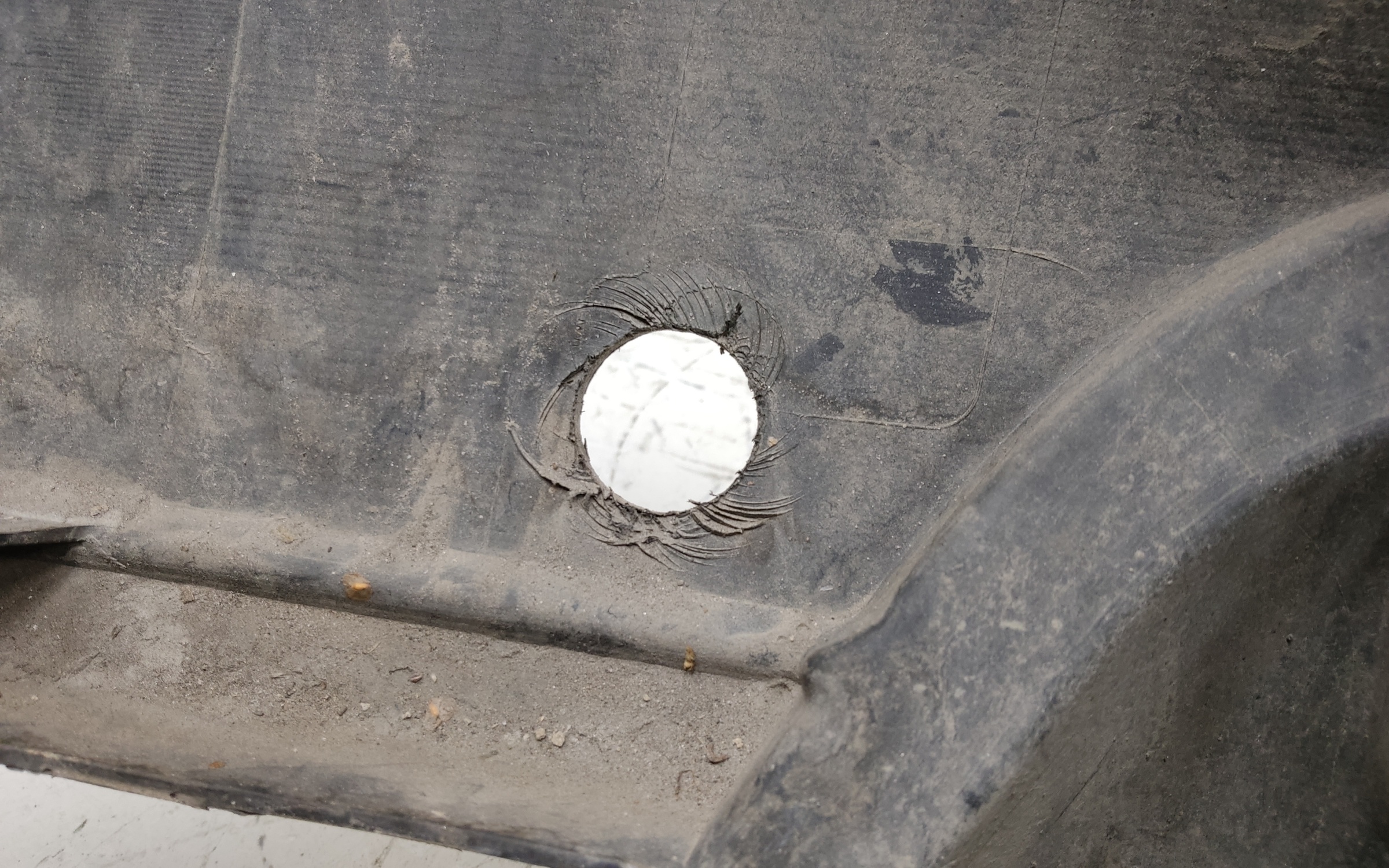 Бампер задний Renault Duster 1 Restail