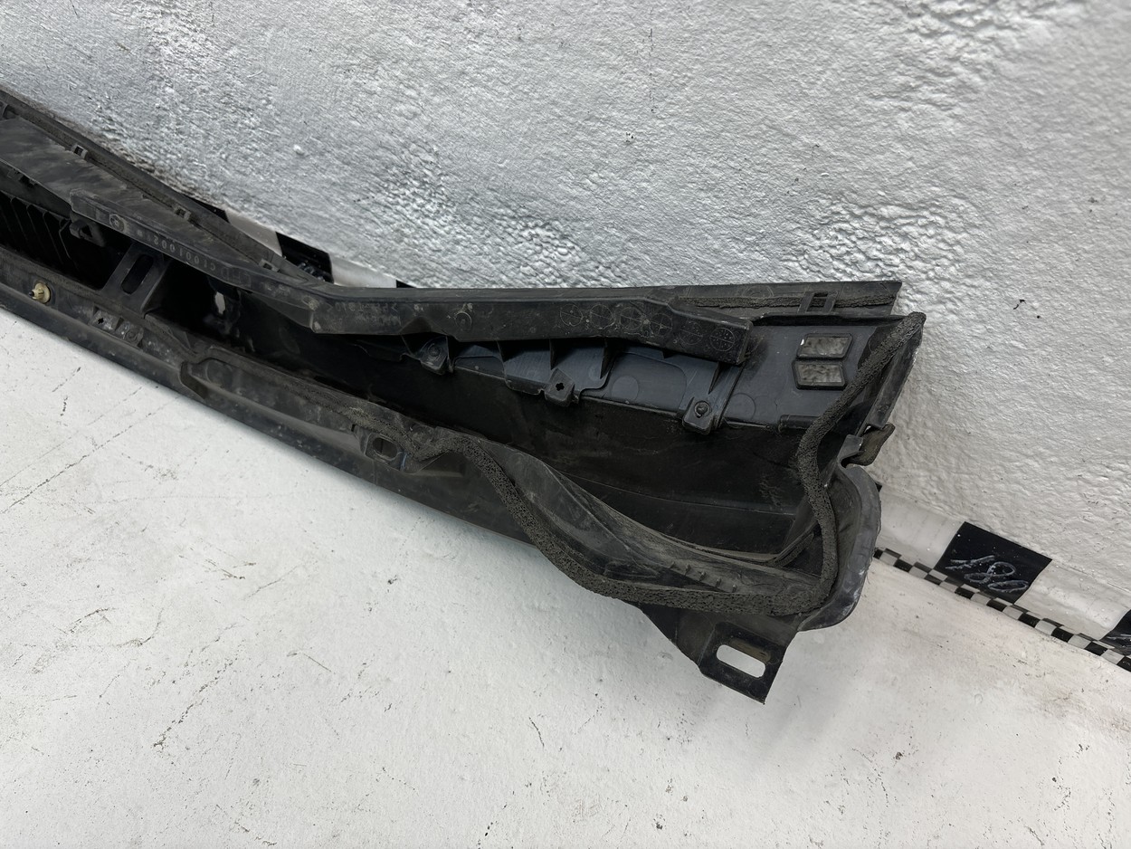 Жабо Subaru Impreza 4